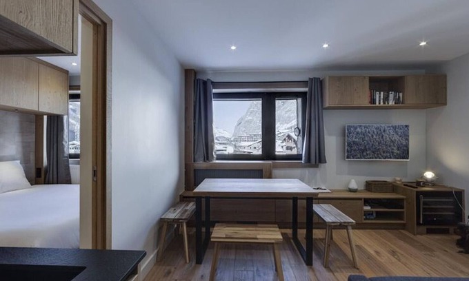 Le Cret Apartment | Charming 2-Bedroom Renovated Apartment with Parking and Ski Locker, 500m from Val d'Isère Center