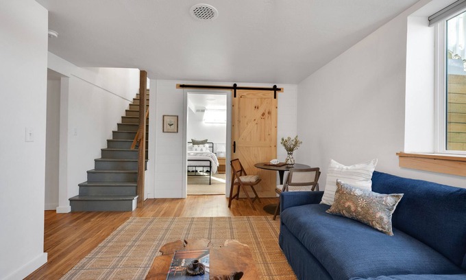 Franklin to the Fort Apartment | Charming 2-Bedroom Guest Suite in the Heart of Missoula