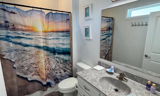 Marathon House | Charming 2-bedroom house in Marathon with pool