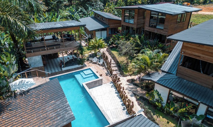 Bocas del Toro House | Charming 3-bedroom house w/pool, walking distance to the ocean at Bocas del Toro