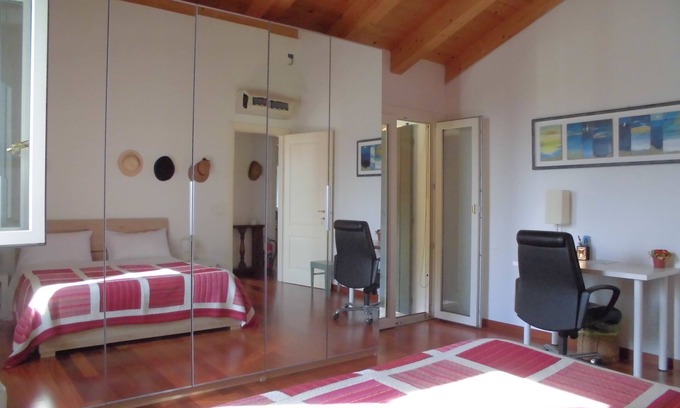 Zero Branco Bed & Breakfast | Charming 3-bedroom B&B with AC, WiFi in quaint Zero Branco