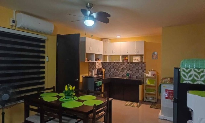 Butuan House | Charming 3-bedroom, 2-bathroom house in Butuan City with AC, WiFi
