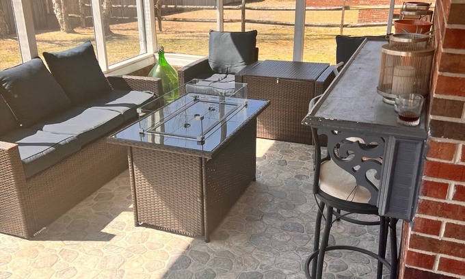 Pine Forest House | Charming 3-bedroom house with WiFi, AC in welcoming Fayetteville