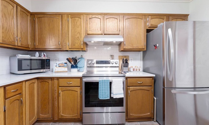 Ruby House | Charming 3BR Home in Scenic Fredericksburg AC & Comfort