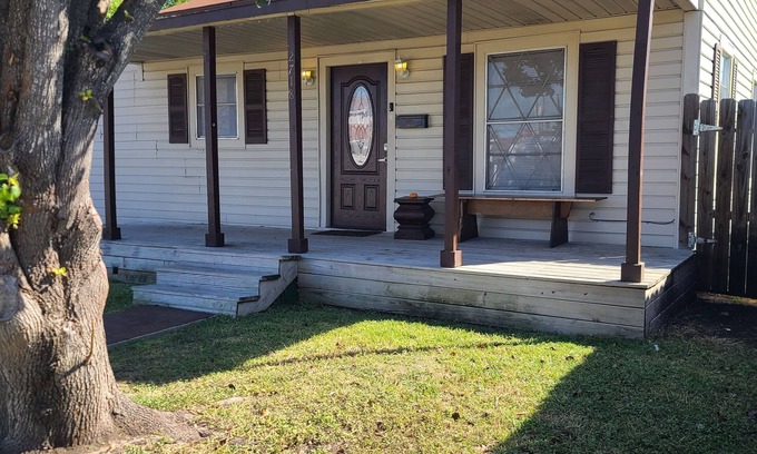 Central City House | Charming 4 bedroom home. Entire home and back yard all to yourself. Free wifi