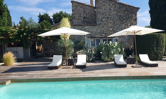 Les Mees Apartment | Charming 4-star gîte in a Bastide dating from 1785 in Haute Provence