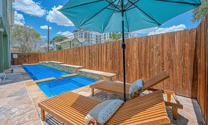Houston Heights House | Charming 4BR Home in Houston Heights