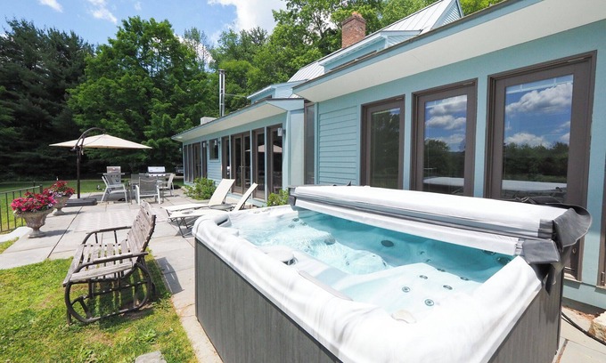 North Egremont House | Charming 6 Bdrm Countryside Stay