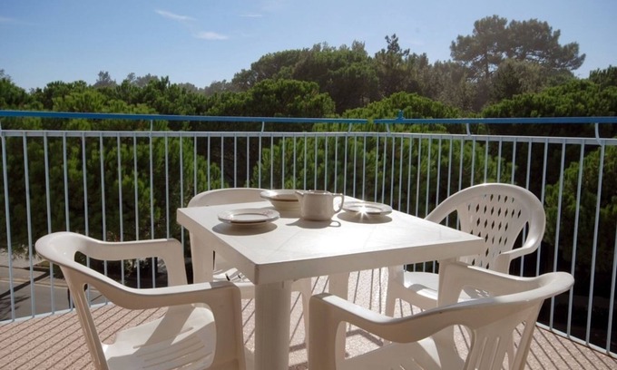 Lignano Pineta Apartment | Charming apartment overlooking the sea