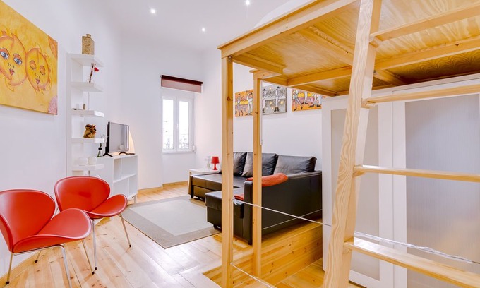 Santo Condestavel Apartment | Charming Apartment in Campo de Ourique