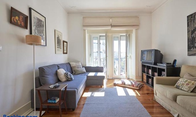 Lisbon Old Town Apartment | Charming Apartment Marques