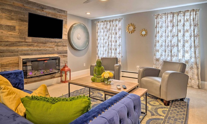 Albany Apartment | Charming Apt w/Patio: Walk to Downtown Albany