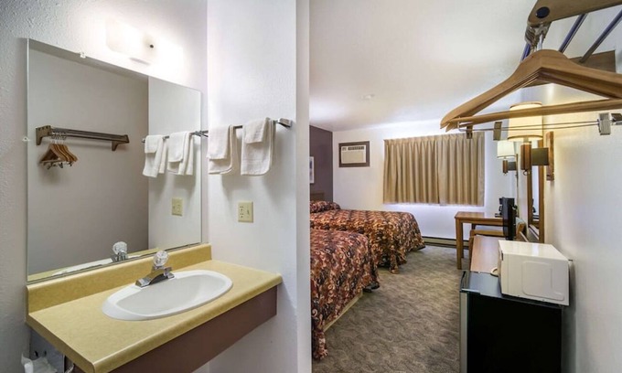 Medora Bed & Breakfast | Charming B&B Actual driving 30 MILES FROM MEDORA AND TEDDY ROOSEVELT PARK