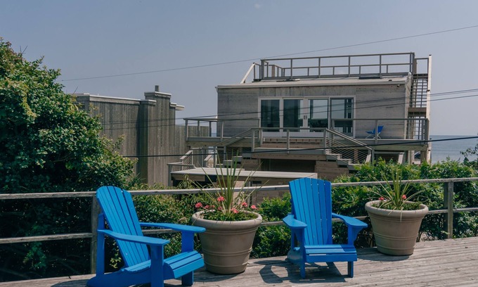 Fire Island Pines House | Charming Beach Cottage Steps from beach with delightful ocean views