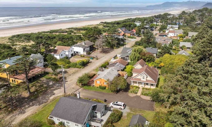 Rockaway Beach House | Charming Beach Hideaway w/Fire Pit, Deck, & Close to Beach, Shops, Restaurants,and Sunset Views