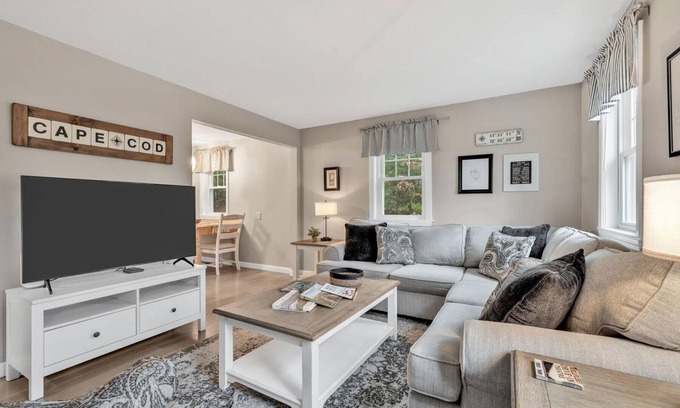 Cataumet House | Charming Cape Cod Retreat Near Beaches