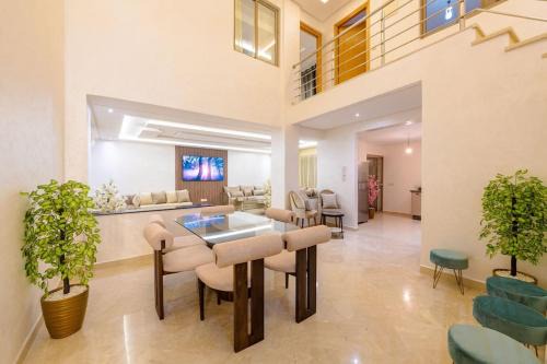 El Hara Apartment | Charming City Getaway