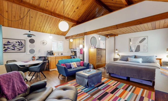 Seaside House | Charming & convenient cottage - one block from the beach & prom with front porch