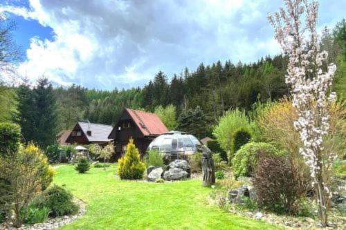 Male Kysice House | Charming cottage KLARA with Sauna, Nature&Privacy near Prague