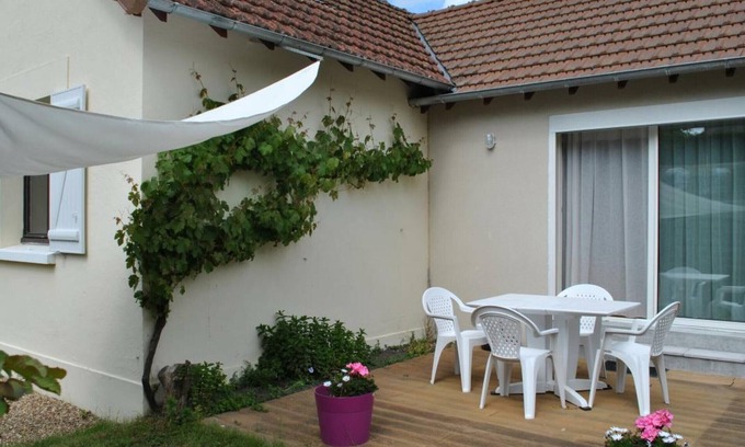 Montbazon Cottage | Charming cottage with WIFI in Montbazon