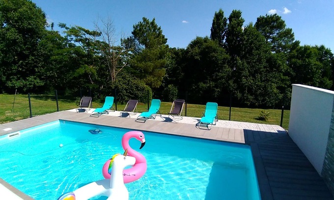 Sarraziet Cottage | Charming cottage with heated pool in the heart of the Landes