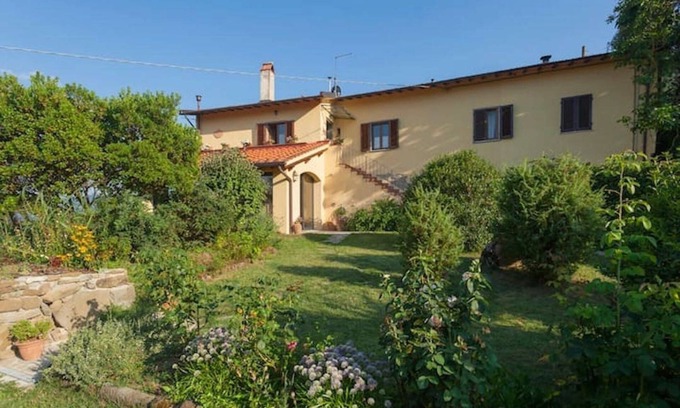 Borgo San Lorenzo House | Charming country house in the Florentine hills