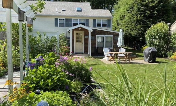 Ogunquit Apartment | Charming, Cozy, and Convenient in the Heart of Ogunquit