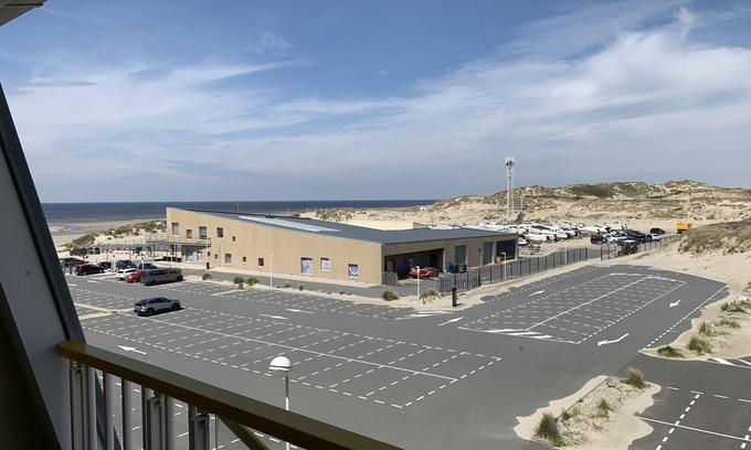 Fort-Mahon-Plage Apartment | Charming F2 Apt Near Beach, Shops, Balcony, Pet-Friendly