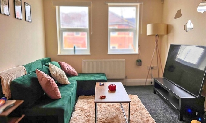 Bristol Apartment | Charming flat in Central Bristol