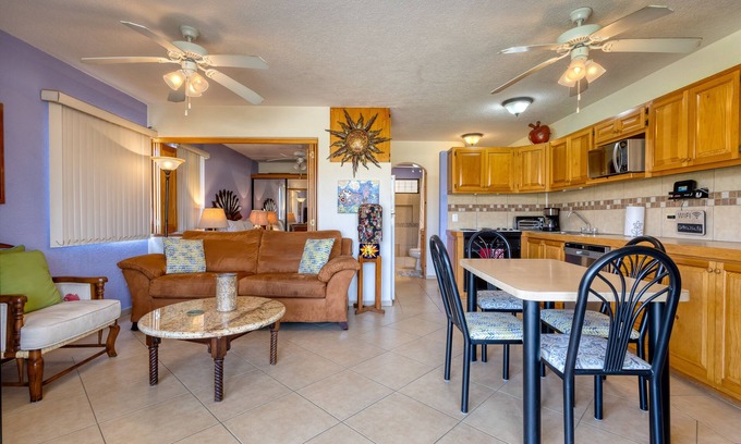 Campo de Golf Fonatur Apartment | Charming golf-view condo with pool, hot tub, terrace & WiFi