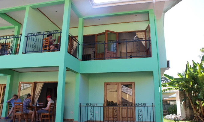 Grand Anse Apartment | Charming holiday flat in Grand Anse with barbecue