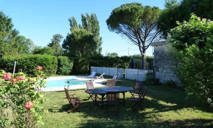 Breuillet House | Charming Home with Pool Near Royan & Beaches