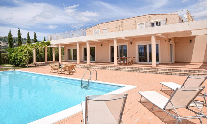 Montauro House | Charming house with private pool, surrounded by greenery, in hilly position with charming and impres