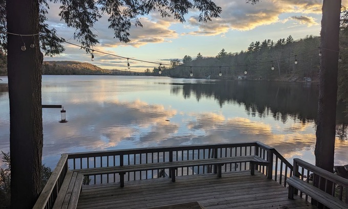 Caroga Lake House | Charming Lakefront Family Home On Coveted, Quiet Green Lake