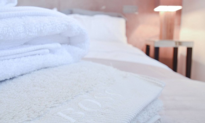 Redcliffe Apartment | Charming large and cosy garden apartment in Earls Court, Chelsea