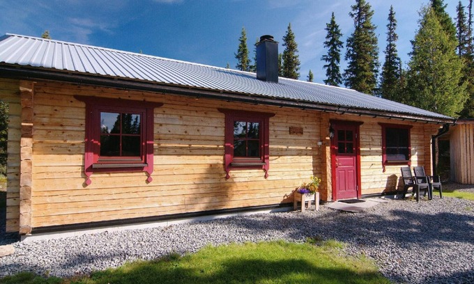 Galabodarna House | Charming log house, sauna and fireplace