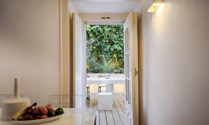 Santos Apartment | Charming one bedroom apartment in Santos-o-Velho