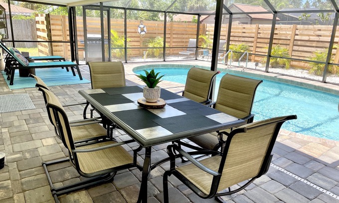 South Venice House | Charming Poolside Oasis- with heated pool-7 min to beach