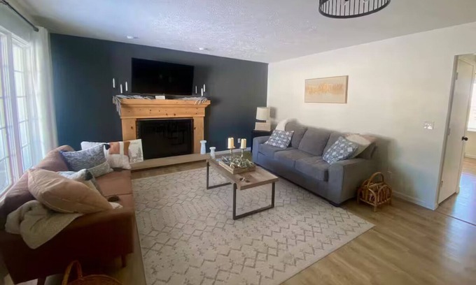 Walnut Creek House | Charming & quiet 2-bedroom house in Walnut Creek