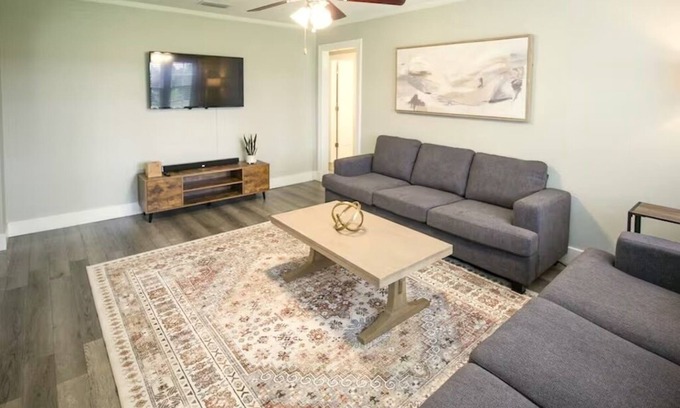 Hattiesburg House | Charming, Quiet 3Bd/1Ba House in Petal