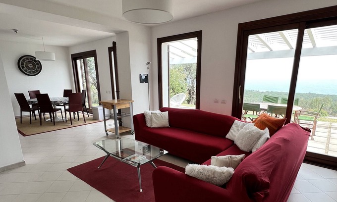 Eden Rock Villa | Charming quiet villa with breathtaking sea views!