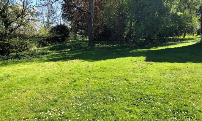 Beaulieu-sur-Loire House | Charming rental with 1 ha park and woods