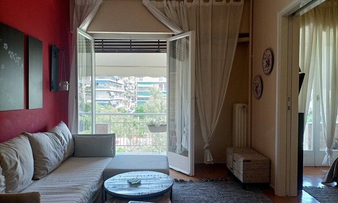 Pangrati Apartment | Charming Retreat