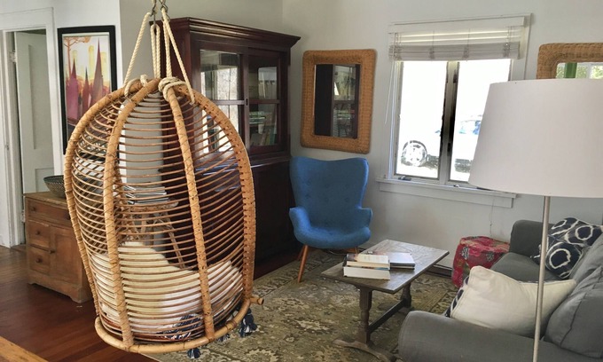 Coecles Harbor Cottage | Charming secluded island cottage