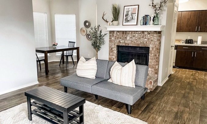 South Side Apartment | Charming Stay w/Pool and Dedicated Workspace