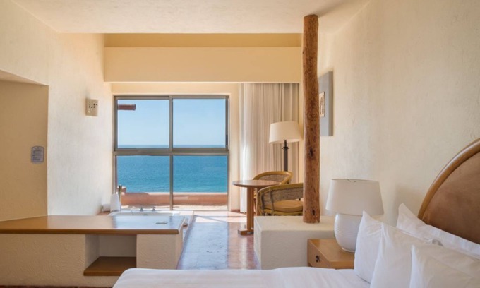 San Jose del Cabo Hotel | Charming Studio Retreat for a Relaxing Getaway