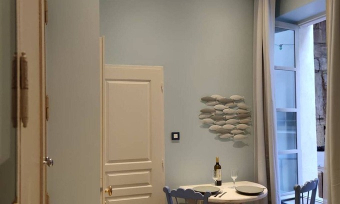 Pezenas Apartment | Charming studio in Pézenas center, air-conditioned, pet-friendly
