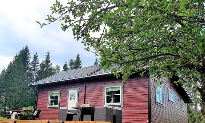 Odskolt House | Charming Swedish house in secluded location, Free Wifi, 6 pers, 3 bedrooms, Nature