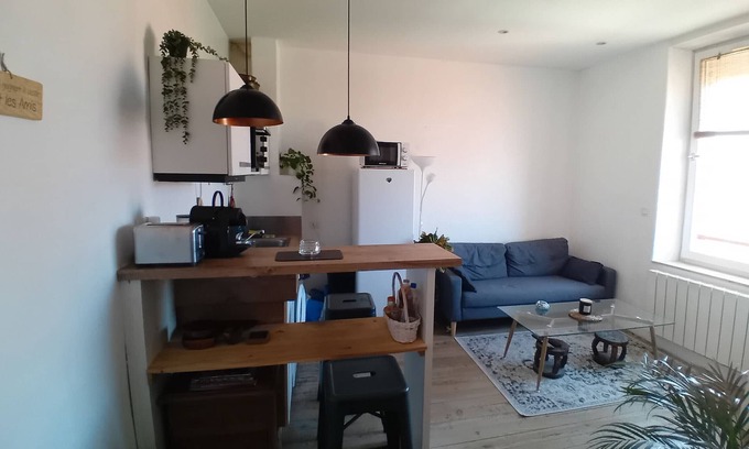 Biarritz Apartment | Charming T2 with Sea View and WIFI – 5 Min Walk to Beach