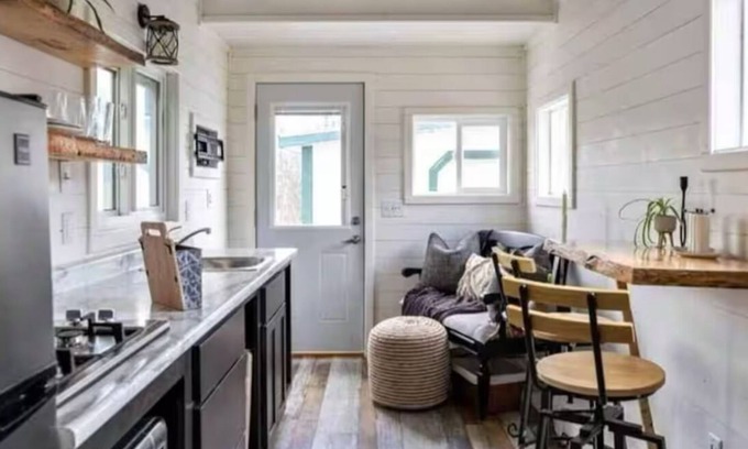 Stevens Point House | Charming Tiny House in Stevens Point